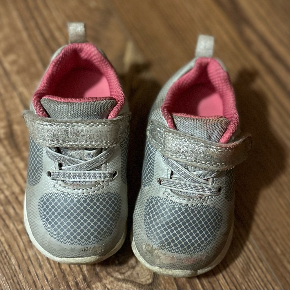 Cat & Jack toddler tennis shoe